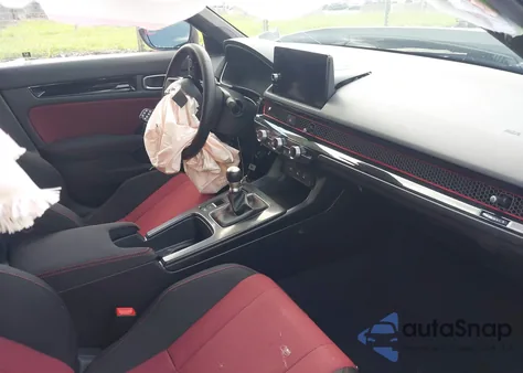 2025 Honda Civic Si Base W/High Performance Summer Tires/ from USA, damaged, VIN 2HGFE1E57SH475604